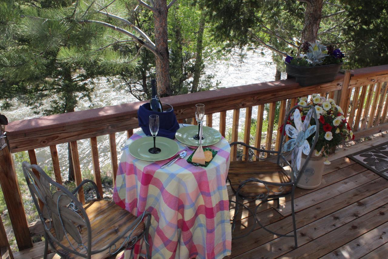 Mountain River Bed & Breakfast 부에나 비스타 외부 사진
